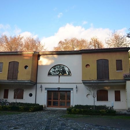 Borgo Villa Maria Монтиккьо Экстерьер фото