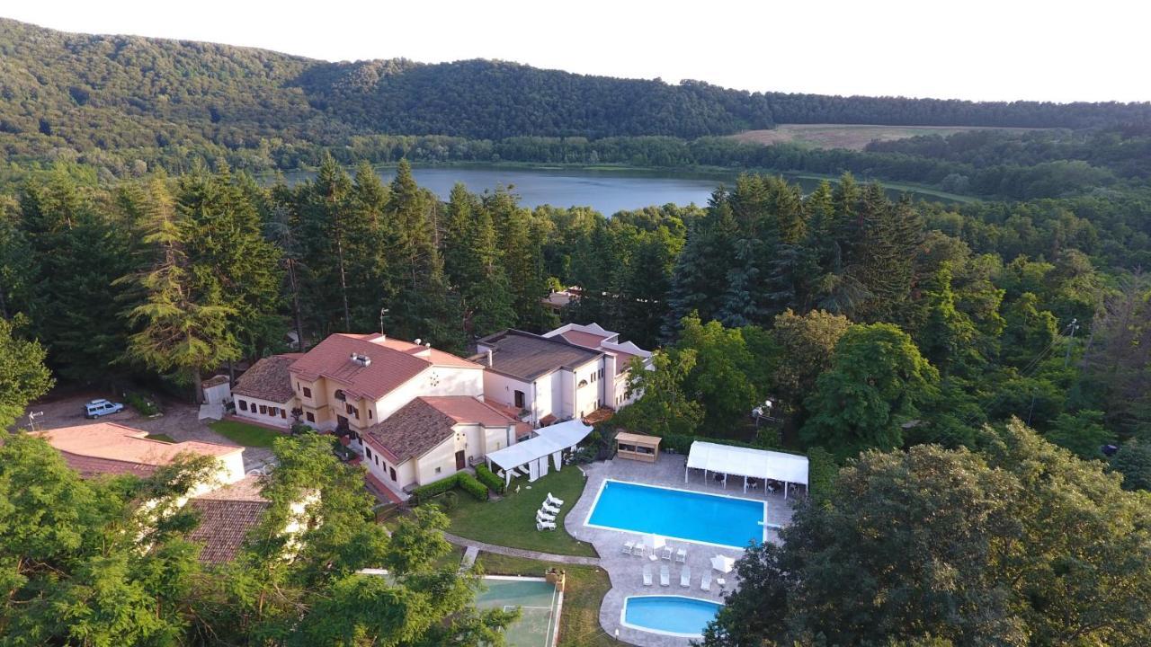Borgo Villa Maria Монтиккьо Экстерьер фото